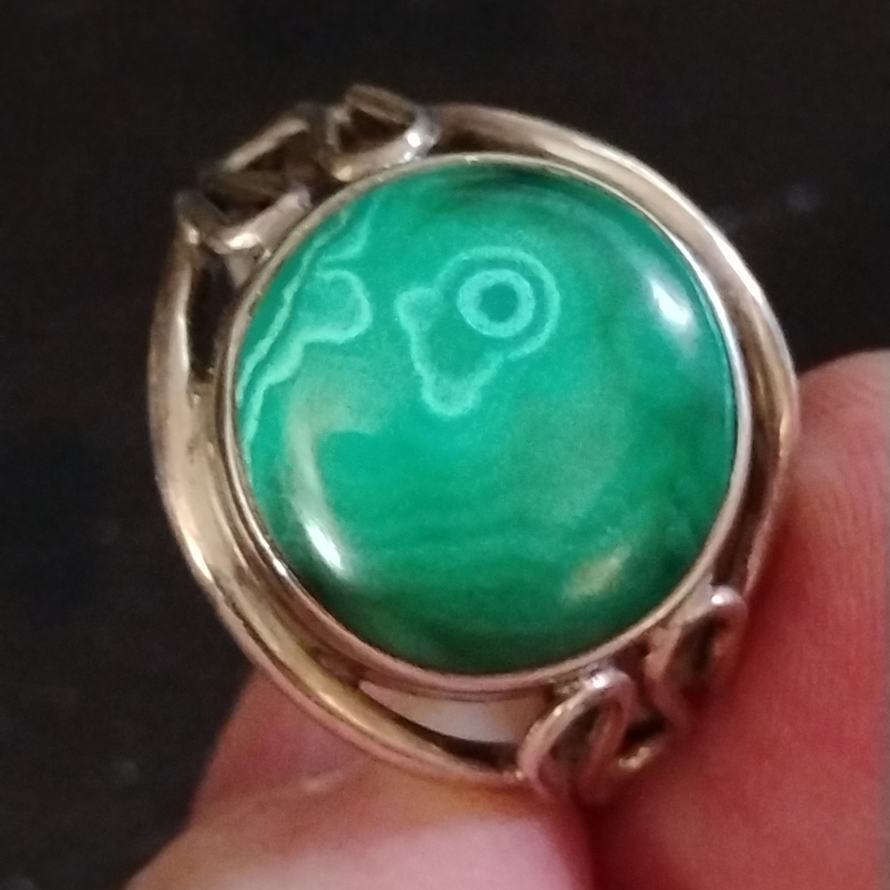 Artisan Malachite Ring 8.5